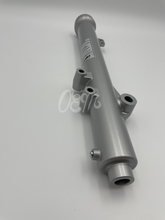 Lade das Bild in den Galerie-Viewer, Kawasaki KX80 1986-1987 Gabelbeine (2 Stück)