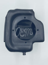Lade das Bild in den Galerie-Viewer, Kawasaki KX80 1987 Airbox P/N 11011-1238