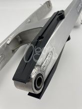 Lade das Bild in den Galerie-Viewer, Kawasaki KX80 1985–1987 Kettenschieber-Set