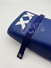 Carregar imagem no visualizador da galeria, Faixa de assento Kawasaki KX60/KX80/KDX80 – disponível em preto ou azul/roxo
